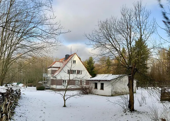 Forsthaus 2 4 Pers Kamin & Balkon شقة